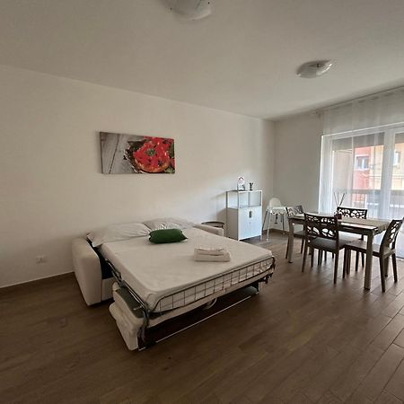 Residence Petroni 16 Бари Екстериор снимка