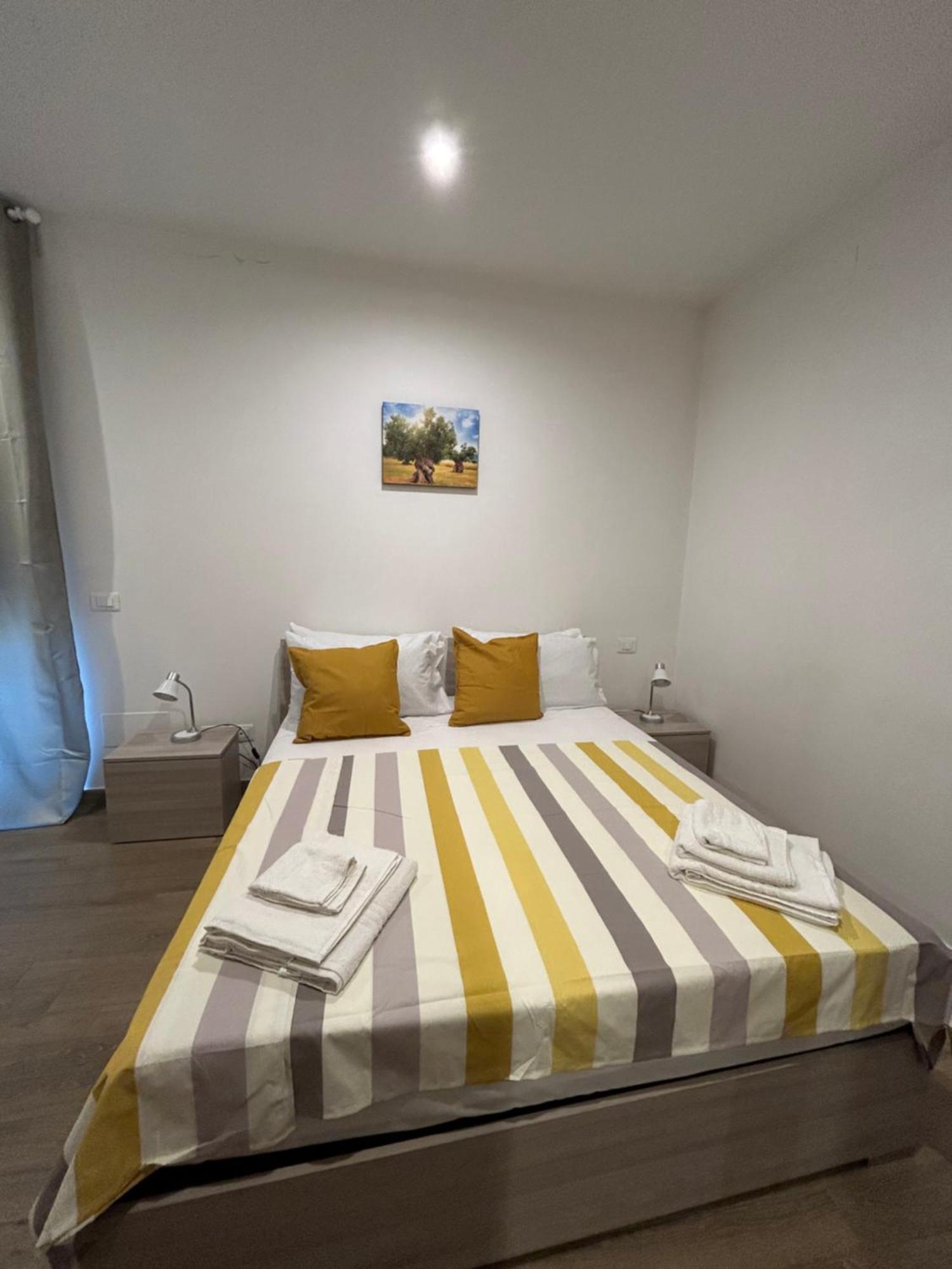 Residence Petroni 16 Бари Екстериор снимка